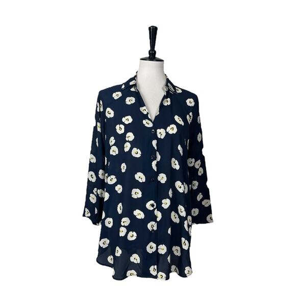 Cabi Top Button Down Collar Long Sleeves Blue White Floral Women’s Size Medium - Picture 12 of 12